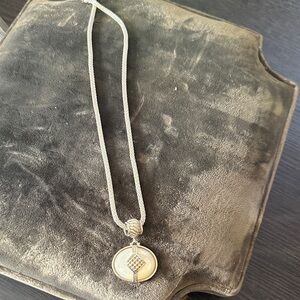 Chic Silver  Necklace with Pendant